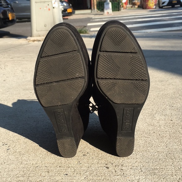 Wedge Boots - Picture 5 of 5